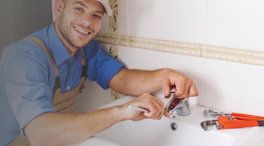 Handle or spout repair in Jaroso, CO